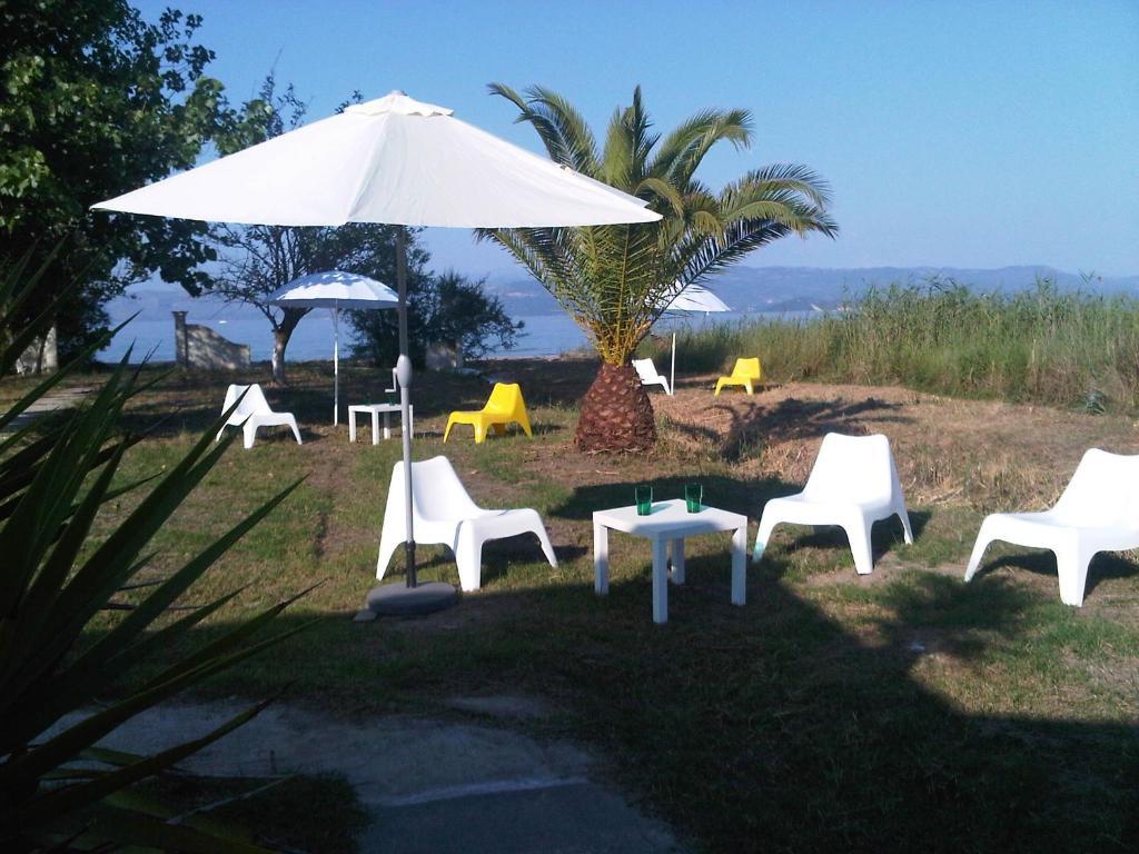 Virginia'S Beachfront Apartments 카보스 외부 사진